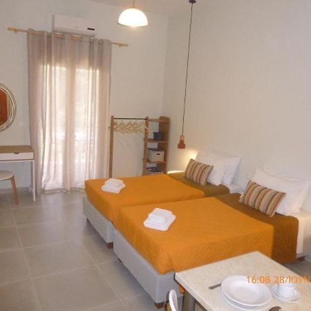 Niki Studios And Apartments By Hotelius Akharavi Extérieur photo